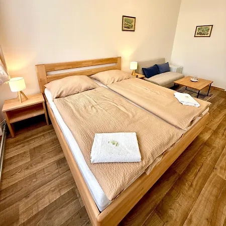 Hotel Restaurace A U šimáka Radostín 3*