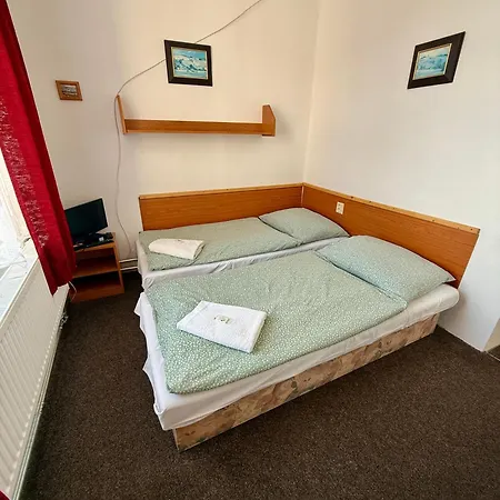 Restaurace A U šimáka Radostín 3*