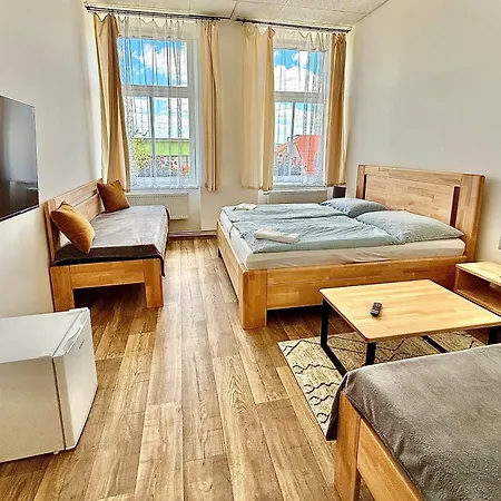 Hotel Restaurace A U šimáka Radostín 3*